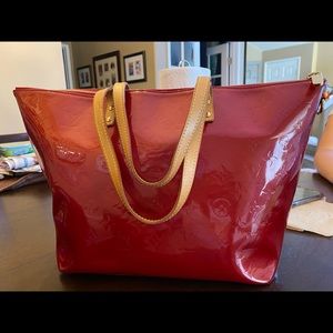 Authentic Louis Vuitton Vernis Bellevue GM